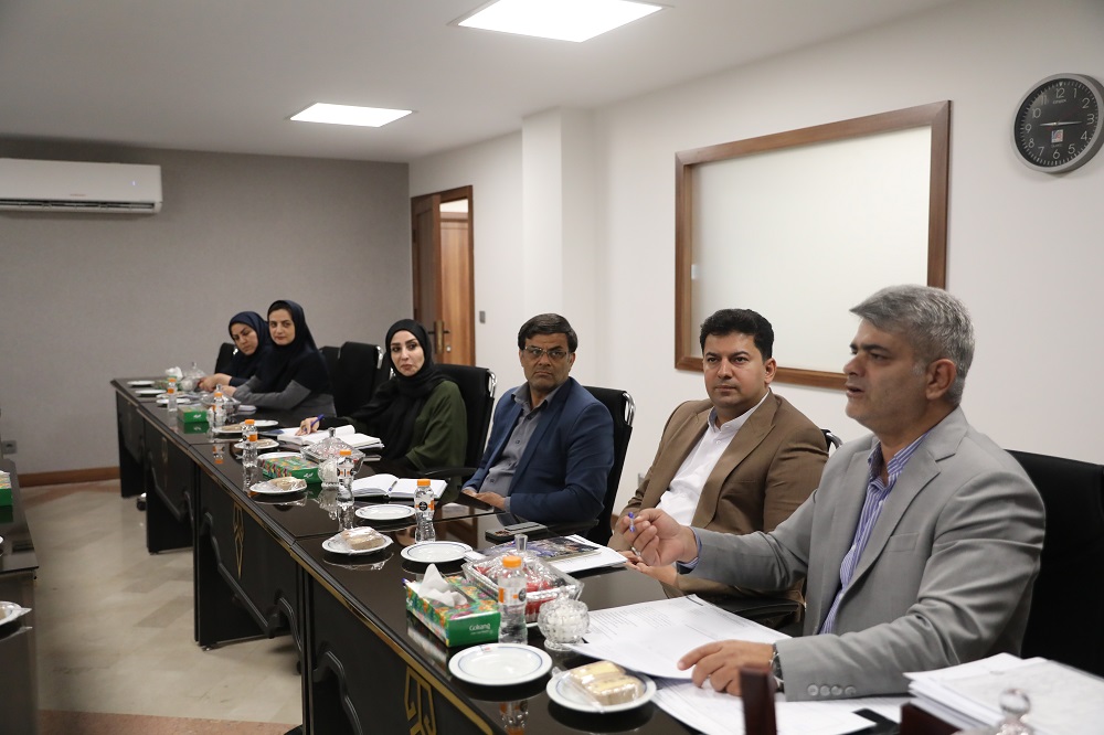 شاهرخ شریفی رئیس اتحادیه سوپرمارکت فروش لبنیات اتاق اصناف تهران